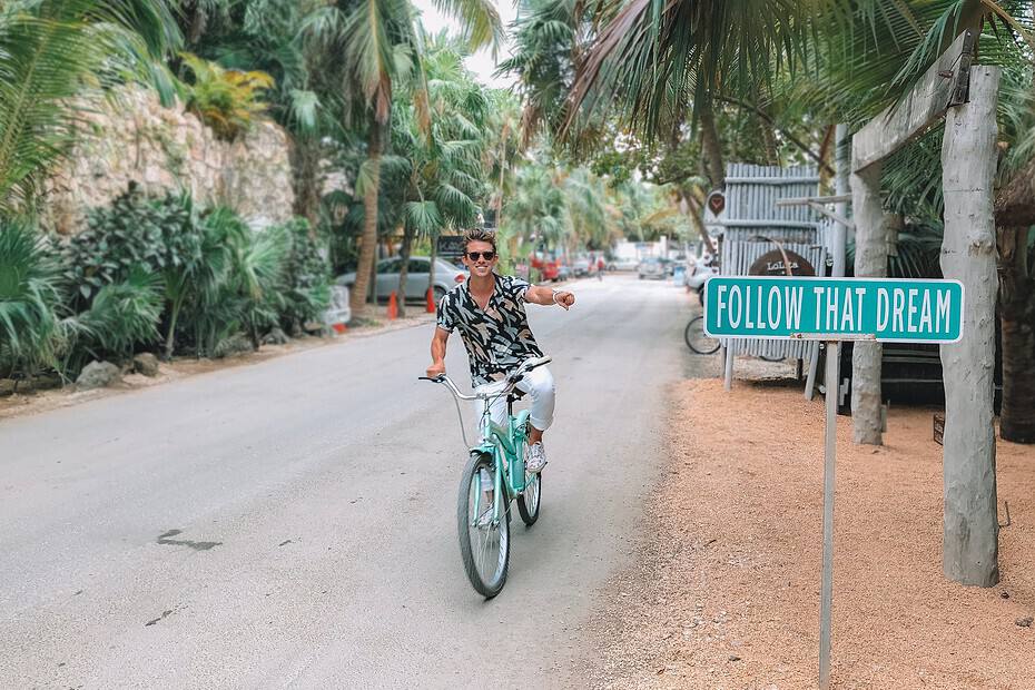 How to Become a Digital Nomad